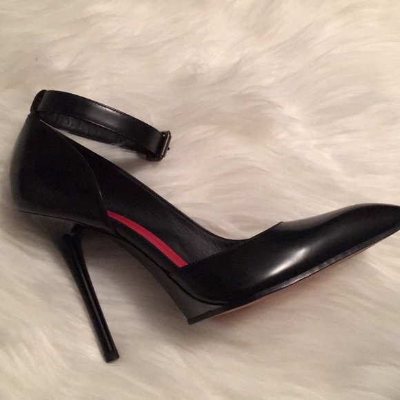 CK Collection NEver worn pumps- !!!SALE🤑!!! - Picture 2 of 8